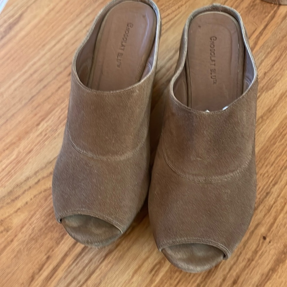 Brown suede Chocolat Blu peep toe wedges. Size 9
